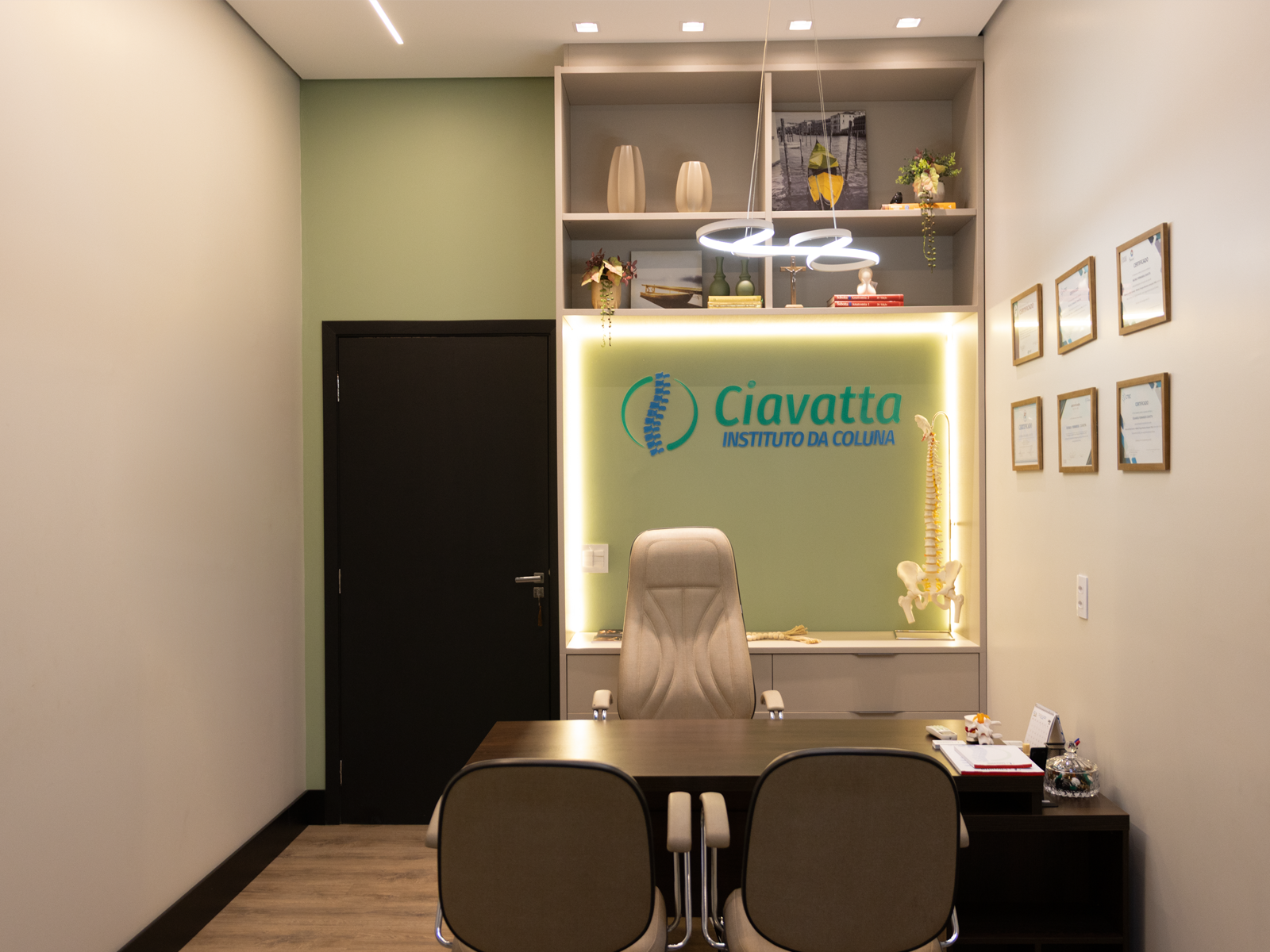 Consultório de avaliação do Ciavatta Instituto da Coluna
